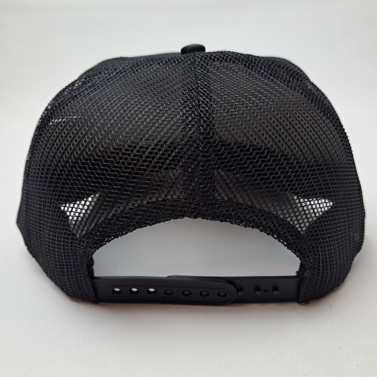 Willys Foam Mesh Trucker Snapback Black