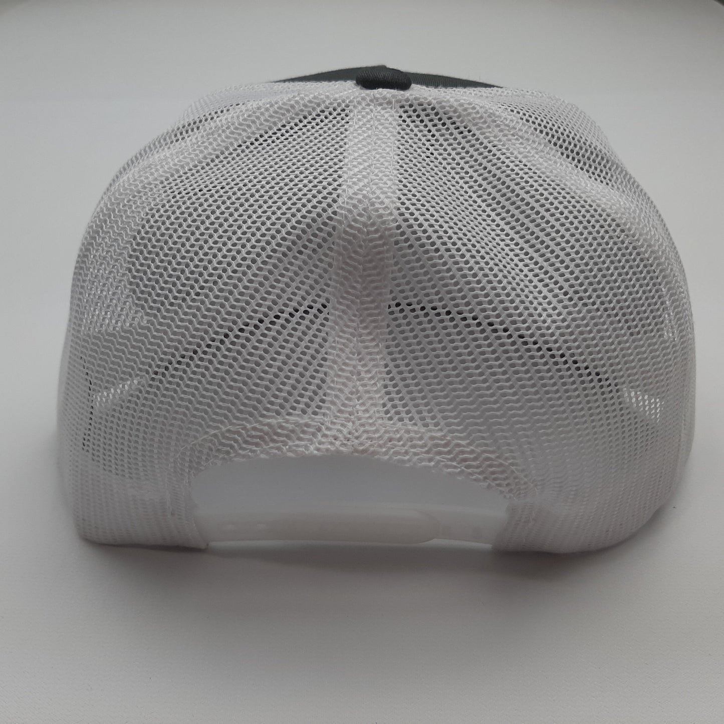 Stihl Chainsaw Flat Bill Yupoong Mesh Snapback Cap Hat Gray & White