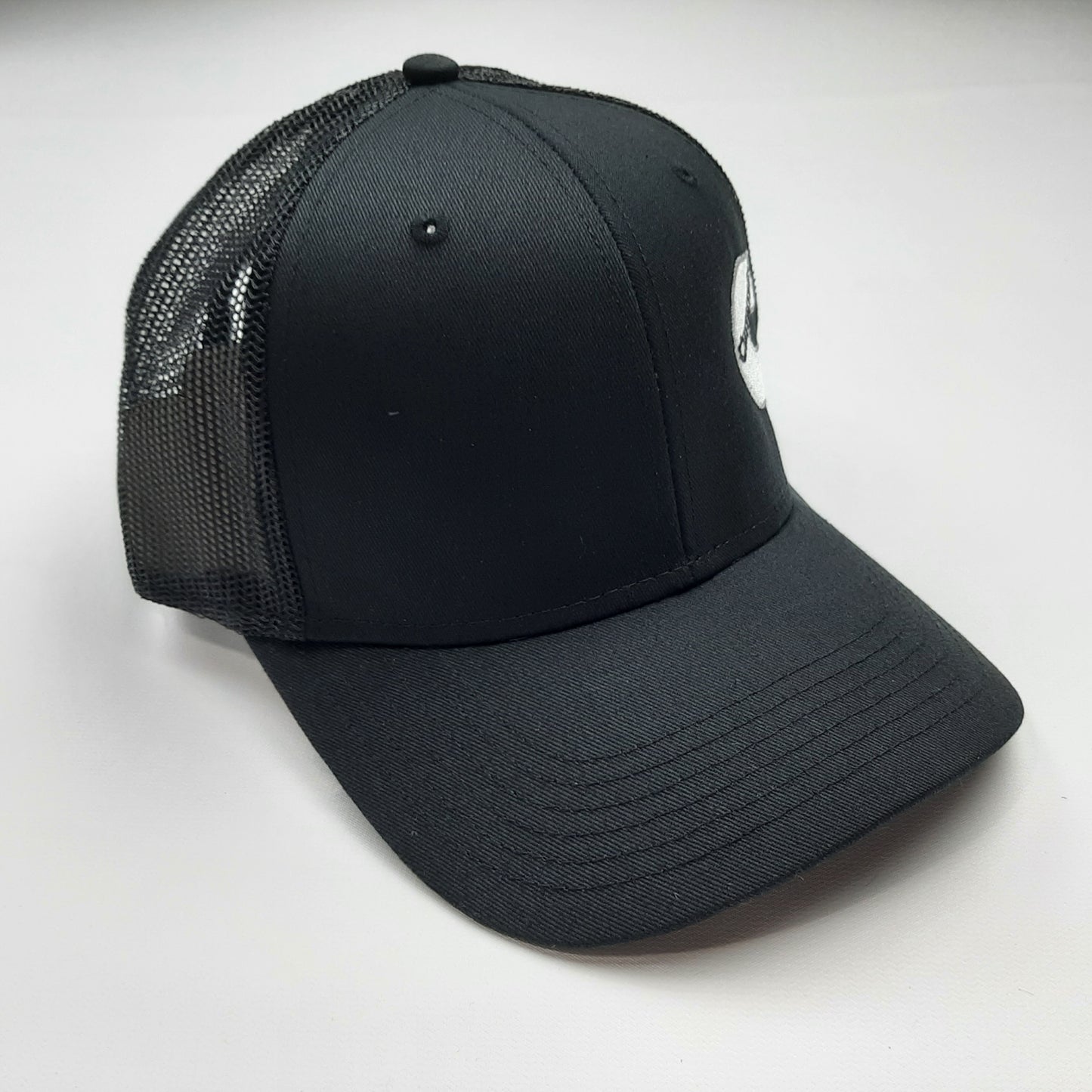 Cummins Curved Bill Vintage Trucker Mesh Snapback Black Baseball Cap Hat Man Embroidered