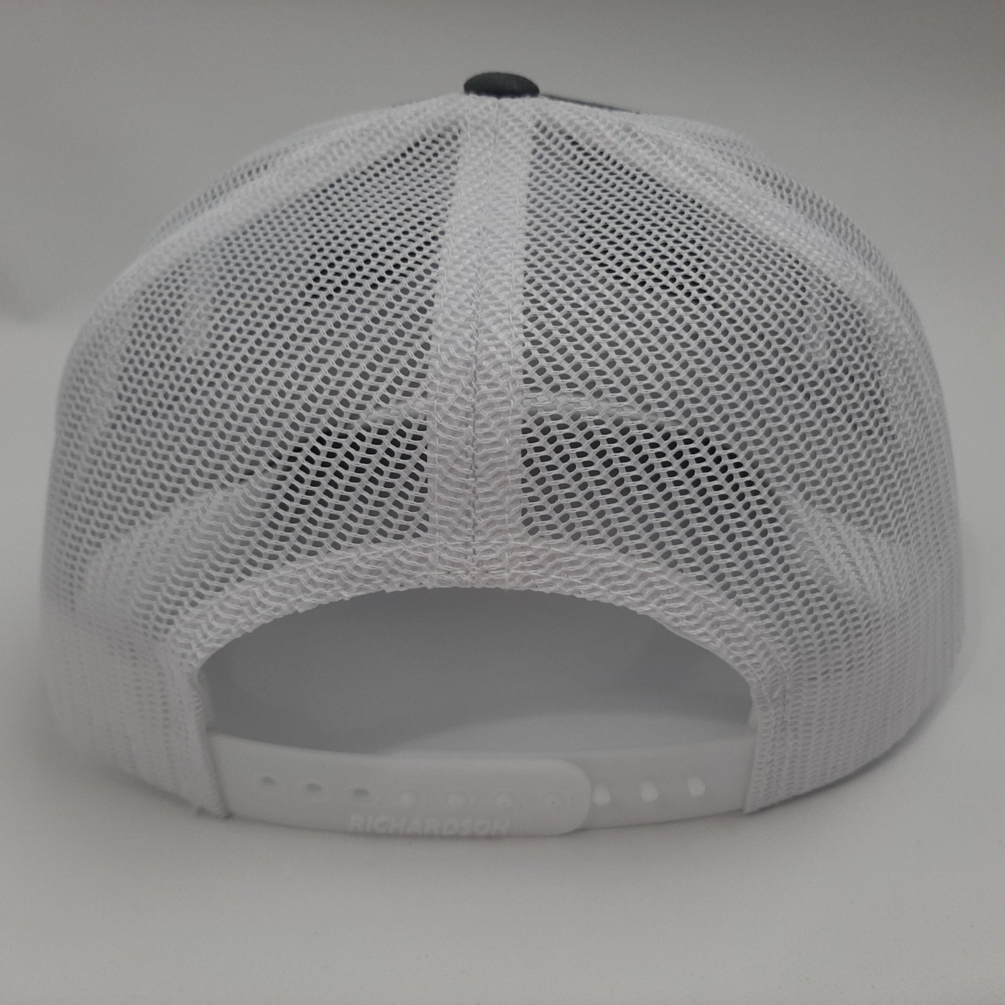 Snuff Tobacco Patch Richardson 112 Trucker Mesh Snapback Cap Hat Gray & White