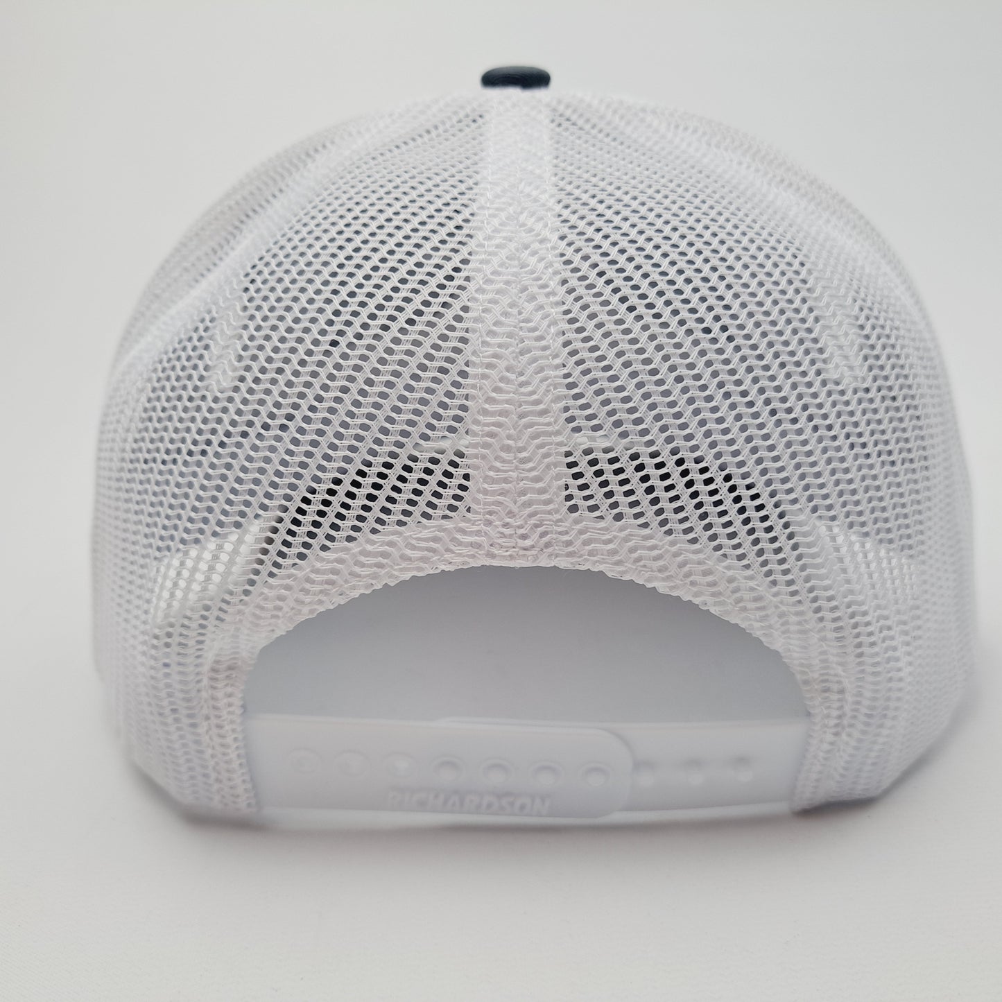 King Ranch Richardson 112 Mesh Trucker Snapback Hat Cap Gray & White Embroidered