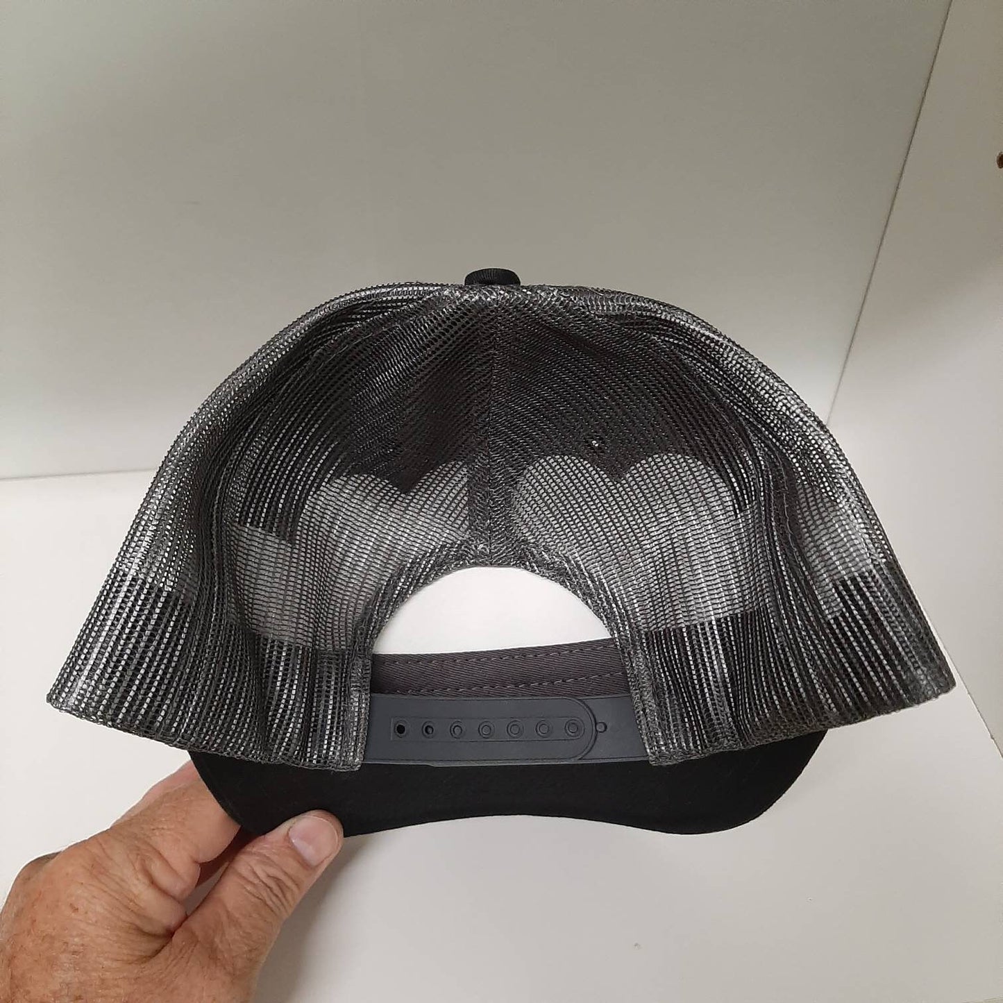 Jeep Lover Trucker Low Profile Baseball Cap Hat Mesh Snapback Black Embroidered Patch Wrangler