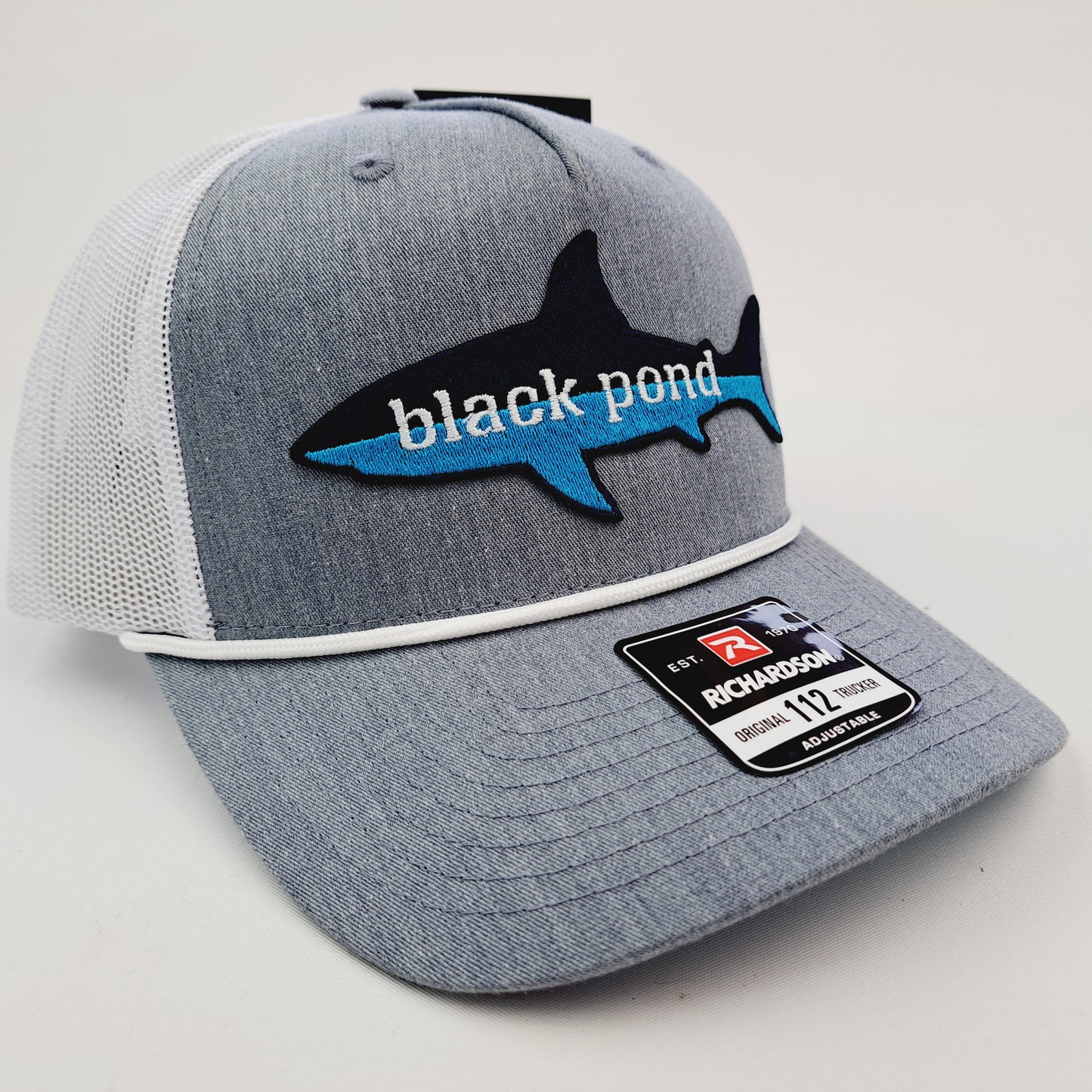 Black Pond Shark Fishing Richardson 112 Trucker Mesh Snapback Cap Hat Gray & White