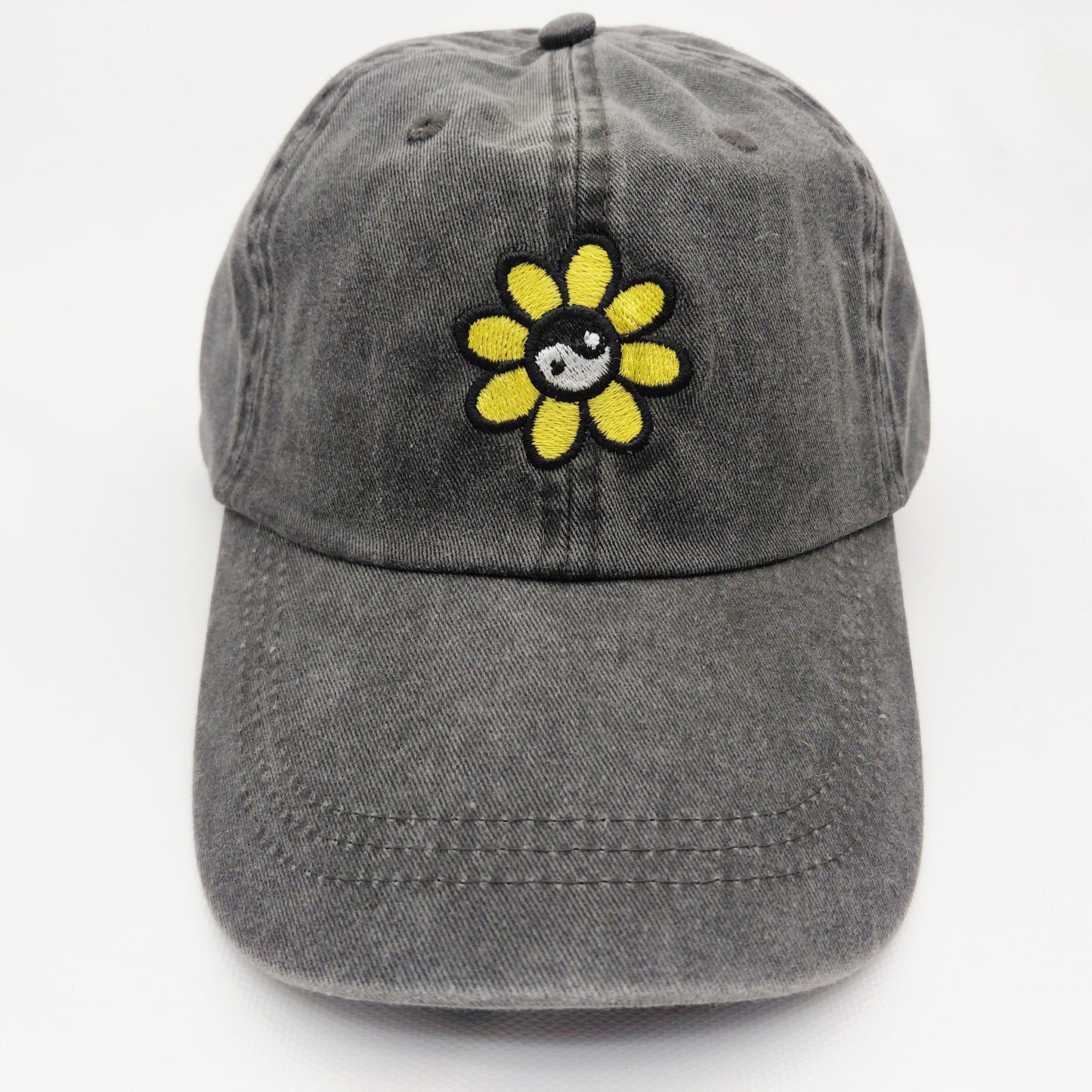 Yin Yang Flower Embroidered Adjustable Cotton Baseball Cap Hat