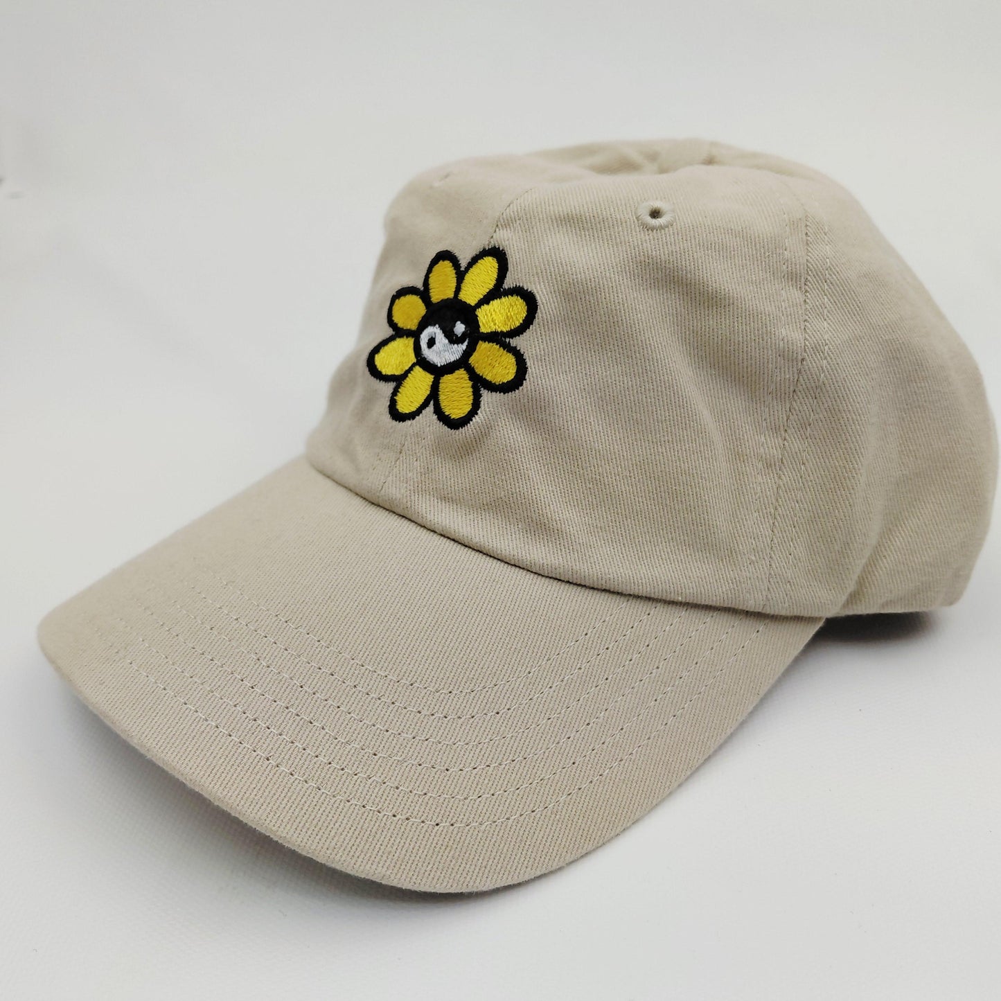 Yin Yang Flower Embroidered Adjustable Cotton Baseball Cap Hat
