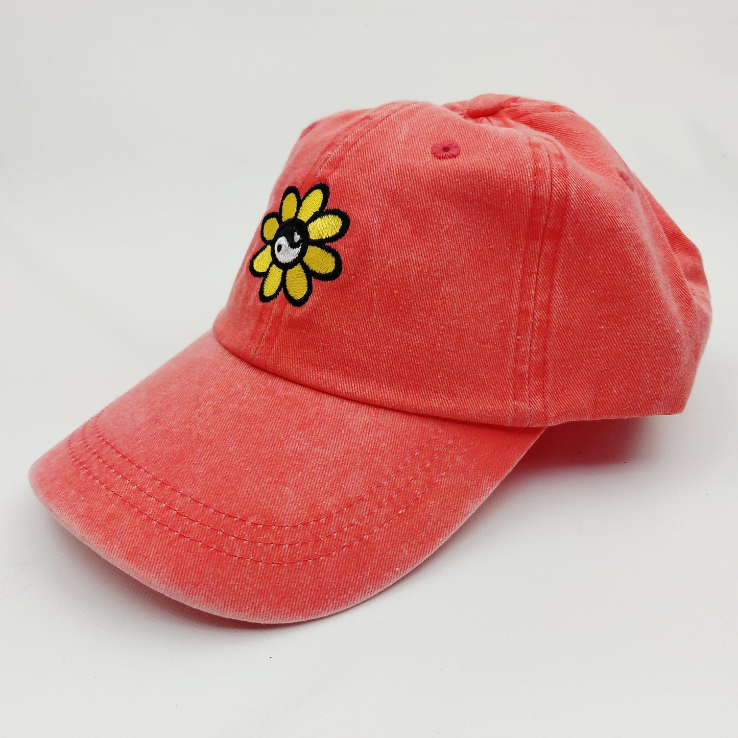 Yin Yang Flower Embroidered Adjustable Cotton Baseball Cap Hat