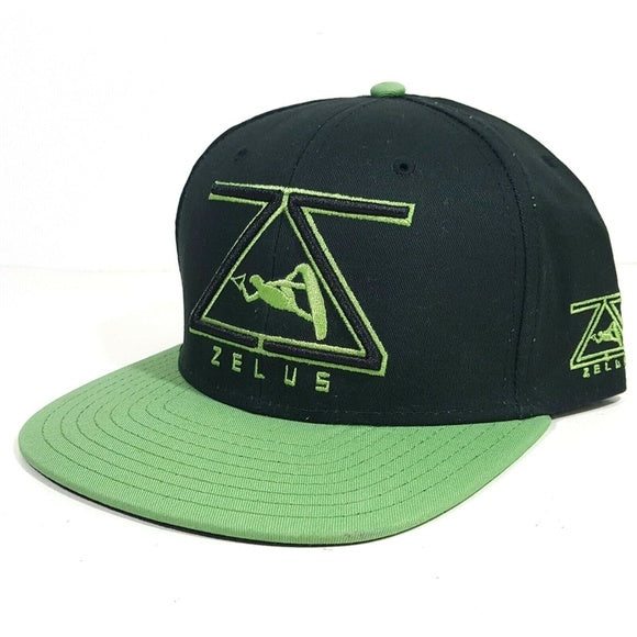 Zelus Ski Hat Snap back Trucker Black One Size