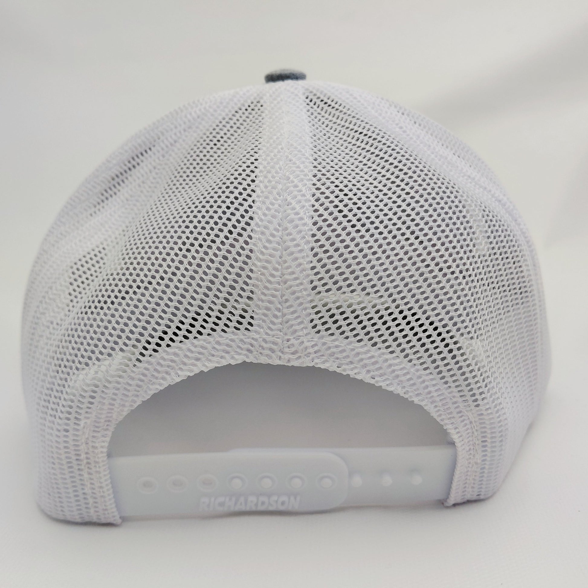 White mesh back and adjustable snap closure of Ranger Boats Richardson 112 hat