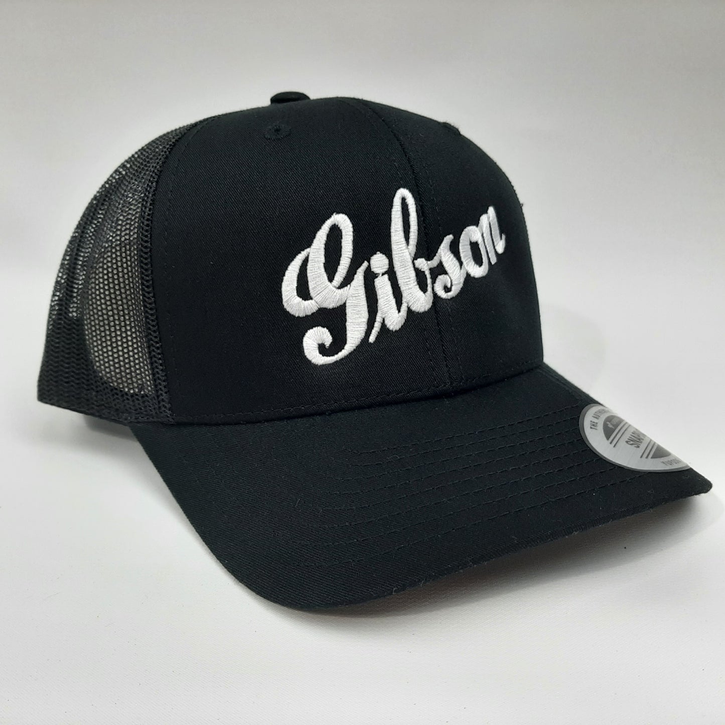 Gibson curved bill embroidered mesh snapback cap hat black