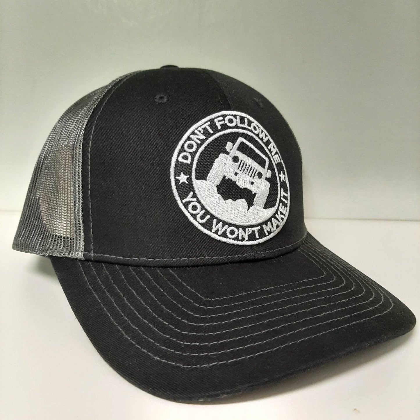Jeep Lover Trucker Low Profile Baseball Cap Hat Mesh Snapback Black Embroidered Patch Wrangler